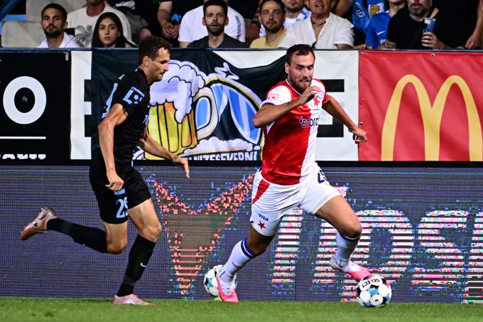 Liberec – Slavia 1:1. První zaváhání sešívaných, Slovan herně lepší. Chorý odehrál 30 minut Liberec – Slavia 1:1. První zaváhání sešívaných, Slovan herně lepší. Chorý odehrál 30 minut