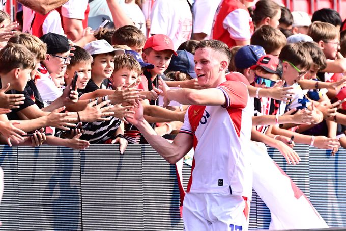 Jednoduché pokřiky i hučení na sudího, v Edenu fandily děti. Trpišovský: Mladíkům to prospělo Jednoduché pokřiky i hučení na sudího, v Edenu fandily děti. Trpišovský: Mladíkům to prospělo