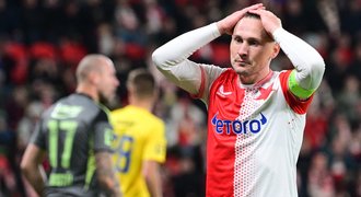 Slavia v datech oproti mistrovské sezoně: nepřesné pasy, menší šance, horší soubojovost
