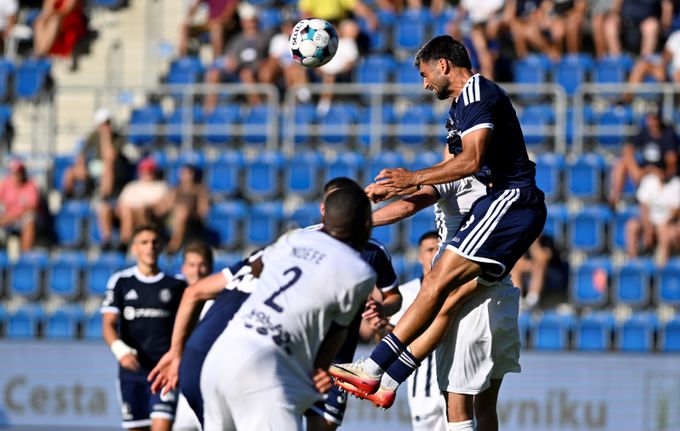 ONLINE: Slovácko - Olomouc 0:2. Pardubice vedou nad Mladou Boleslaví ONLINE: Slovácko - Olomouc 0:2. Pardubice vedou nad Mladou Boleslaví