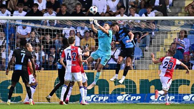 ONLINE: Liberec - Slavia 0:1. Velký tlak Slovanu! Sešívaní vedou po gólu Holeše ONLINE: Liberec - Slavia 0:1. Velký tlak Slovanu! Sešívaní vedou po gólu Holeše