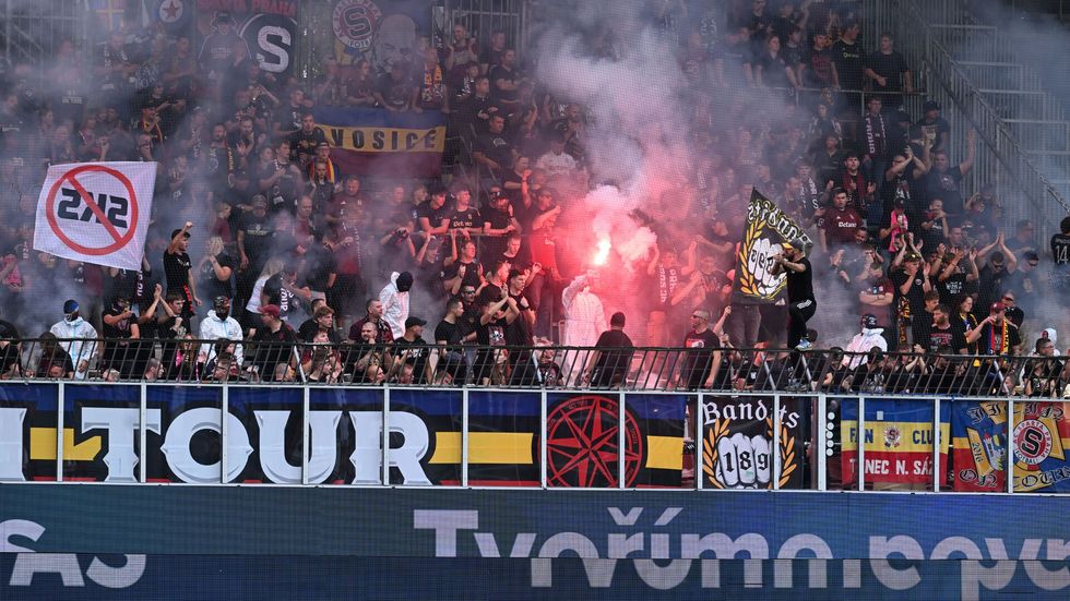 Fanoušci Sparty na výjezdu v Olomouci