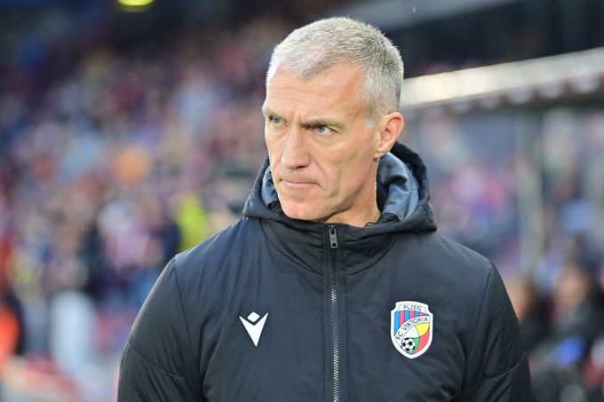 Hyský překvapil: Jemelka přijde o MS. Dweh? Snad zůstane, ale čtu, co se píše Hyský překvapil: Jemelka přijde o MS. Dweh? Snad zůstane, ale čtu, co se píše
