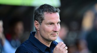 Priske popsal návštěvu rozhodčích v Hradci. Na další dotazy o ní nechtěl odpovídat Priske popsal návštěvu rozhodčích v Hradci. Na další dotazy o ní nechtěl odpovídat