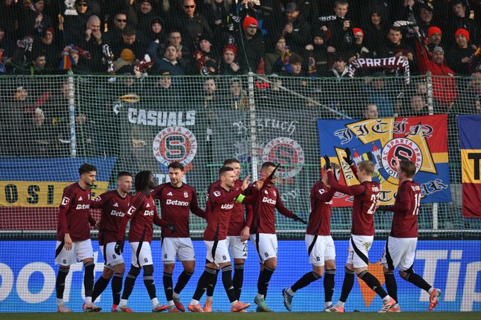 ONLINE: Sparta - Pardubice. Výroční zápas Pražanů. Koho Priske nasadí po výhře v Polsku? ONLINE: Sparta - Pardubice. Výroční zápas Pražanů. Koho Priske nasadí po výhře v Polsku?