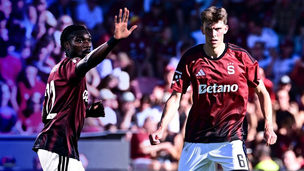 Dvě věže a každá jiná: Sparta našla stoperské duo. Může se o ně opřít, kvituje expert Dvě věže a každá jiná: Sparta našla stoperské duo. Může se o ně opřít, kvituje expert