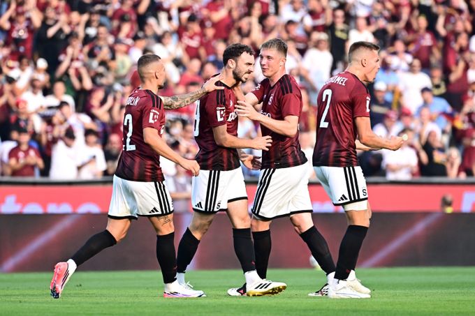 Los play off evropských pohárů: čtyři čeští zástupci v osudí, na koho mohou narazit? Los play off evropských pohárů: čtyři čeští zástupci v osudí, na koho mohou narazit?