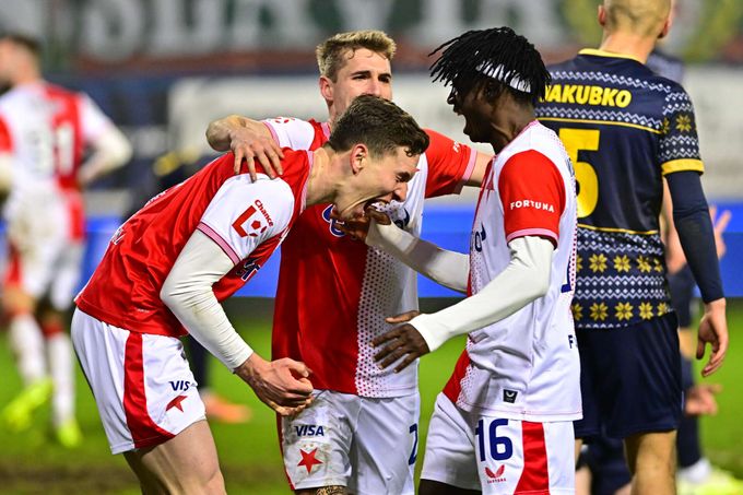 ONLINE: Slavia - Jablonec. První se třetím, ukončí Pražané podzim bez ligové porážky? ONLINE: Slavia - Jablonec. První se třetím, ukončí Pražané podzim bez ligové porážky?