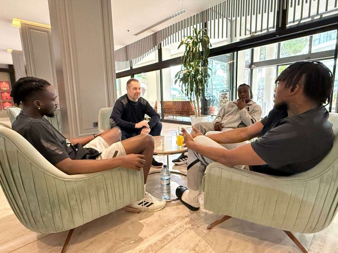 Zlínští Afričané Didiba s Nombilem v cestě za sny: Jsme jako bratři. Česká liga? Brzo TOP Zlínští Afričané Didiba s Nombilem v cestě za sny: Jsme jako bratři. Česká liga? Brzo TOP