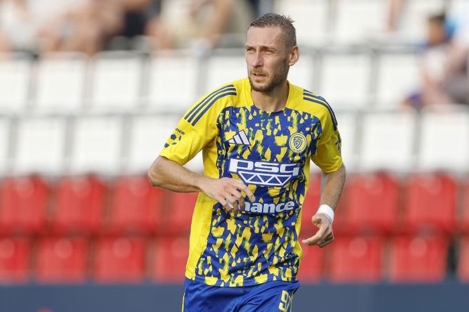 Zlín? Už ne. Ale Kalabiška nechce končit. Fotbal mě pořád baví, říká zdravý veterán Zlín? Už ne. Ale Kalabiška nechce končit. Fotbal mě pořád baví, říká zdravý veterán