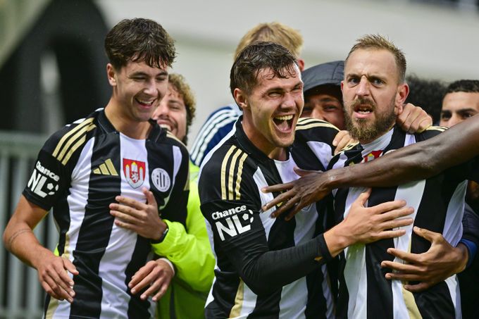 Budějovický průvan v kádru a otazníky. Trenér, který si stěžoval, před novináři chyběl Budějovický průvan v kádru a otazníky. Trenér, který si stěžoval, před novináři chyběl