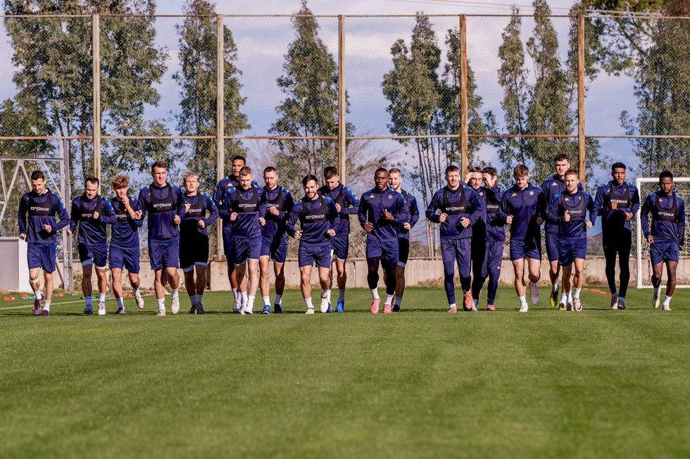 Nedohráno! Potyčky ukončily v Turecku duel Artisu. Vyhrotil to soupeř, říká kouč Chytrý Nedohráno! Potyčky ukončily v Turecku duel Artisu. Vyhrotil to soupeř, říká kouč Chytrý