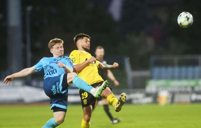 Přímluva pomohla, komise snížila Žitnému trest za zlomenou nohu: 8 zápasů stačí Přímluva pomohla, komise snížila Žitnému trest za zlomenou nohu: 8 zápasů stačí