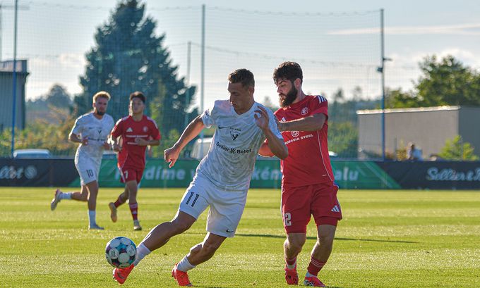 Střihavka o střelci Pikolonovi: Potřeboval opustit pozlátko Slavie. Proč ještě není v lize? Střihavka o střelci Pikolonovi: Potřeboval opustit pozlátko Slavie. Proč ještě není v lize?