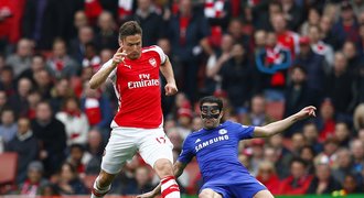 SESTŘIHY: Arsenal s Chelsea bez branek, Everton zostudil United