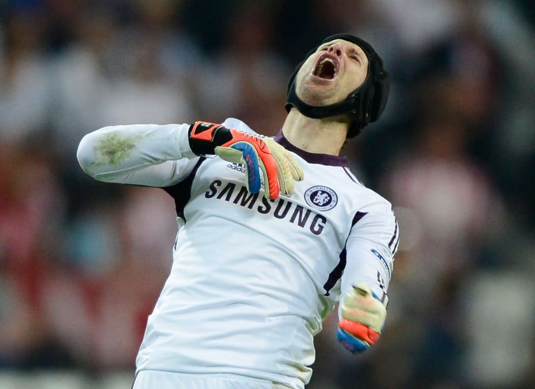 Gólman Chelsea Petr Čech je jedním z hrdinů finálového dramatu proti Bayernu Mnichov