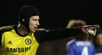 Čech se zlobí: V Anglii ničí šance Chelsea před Ligou mistrů