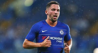 Místo vody alkohol. Záložník Chelsea Drinkwater boural pod vlivem