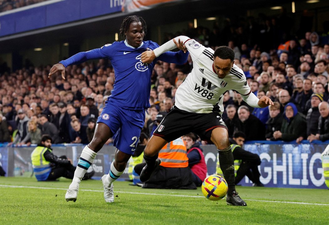 Fulham uhrál bod na hřišti Chelsea