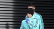 Záložník Chelsea Eden Hazard přichází na trénink den před osmifinále Ligy mistrů