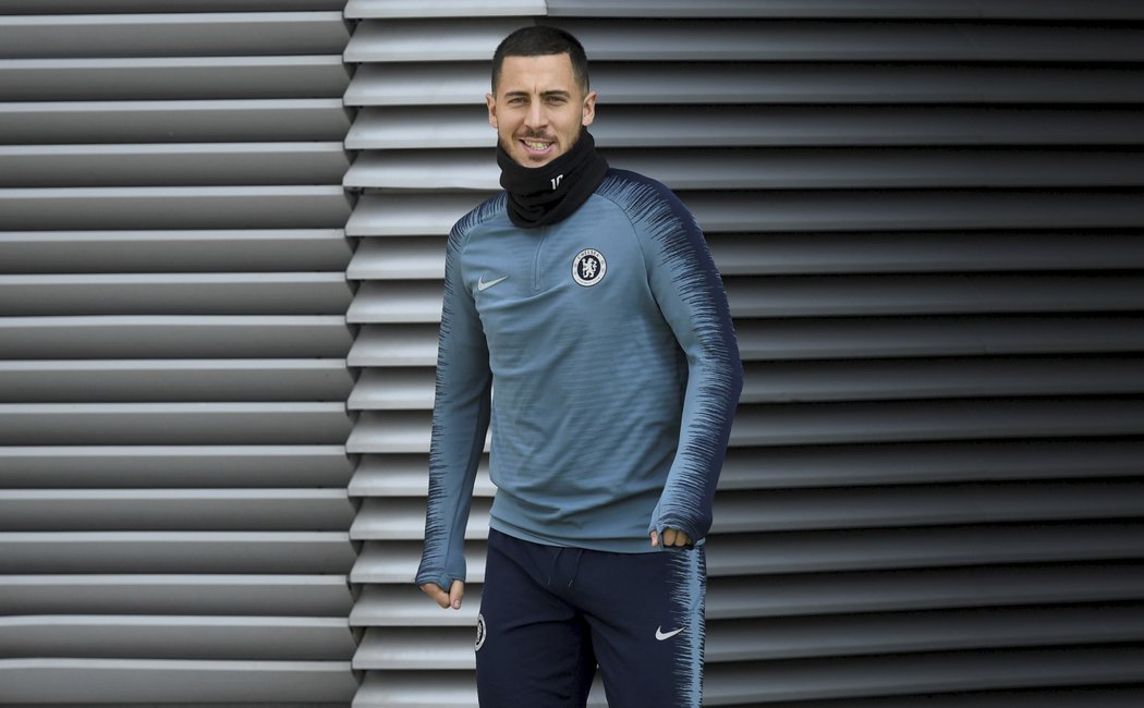 Eden Hazard na posledním tréninku Chelsea před odletem do Prahy