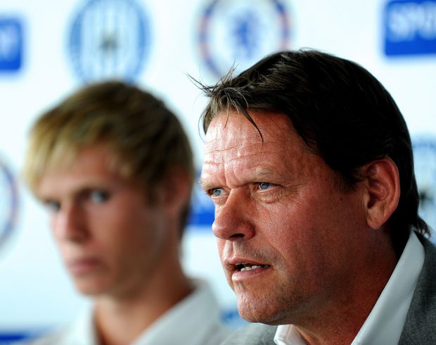 Sportovní ředitel Chelsea Frank Arnesen Sportovní ředitel Chelsea Frank Arnesen
