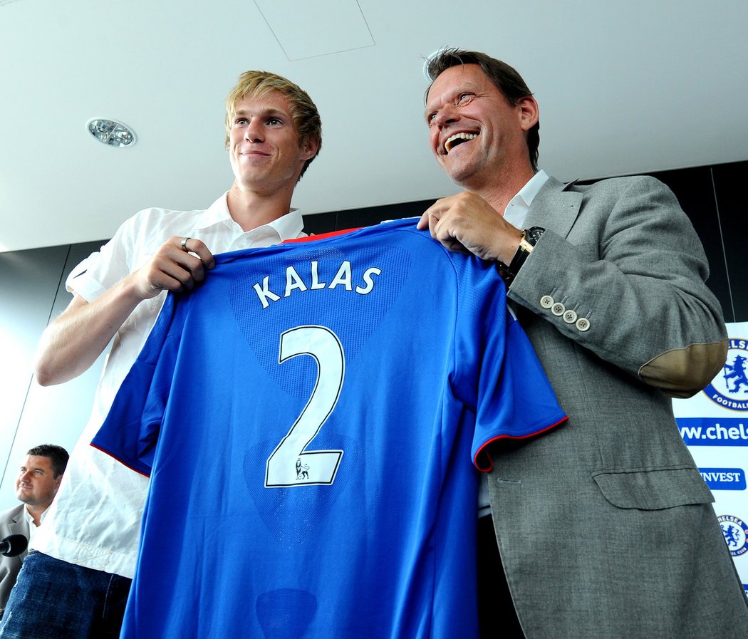 Tomáš Kalas a sportovní ředitel Chelsea Frank Arnesen