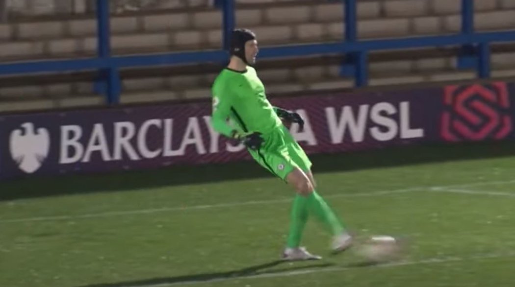 Petr Čech se vrátil, nastoupil za Chelsea U23