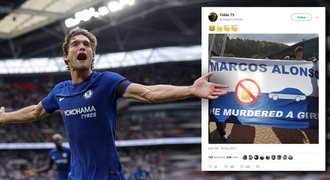 Tottenham řeší transparent proti hráči Chelsea. Připomíná smrtelnou nehodu