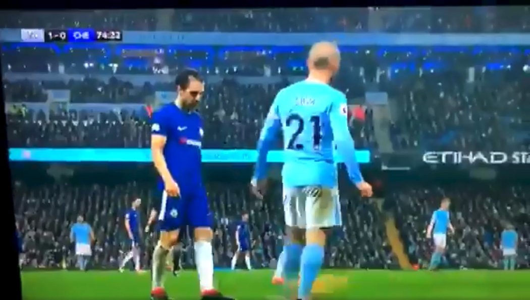Hráči Chelsea 15 minut před koncem odmítli napadat City a jen stáli a čekali, co se bude dít