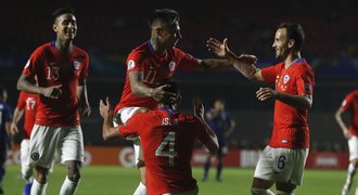 Pálili Vargas i Sánchez. Chile vykročilo za třetím titulem na Copa América výhrou