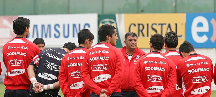 Kouč národního týmu Chile vyhodil z rezprezentace pět fotbalistů