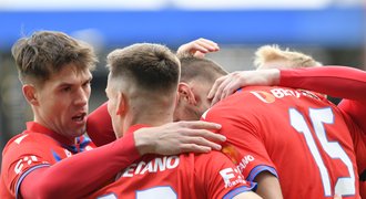 MOL Cup ONLINE: Plzeň - Zlín 2:0. Červ pronikl středem a vypálil k tyči