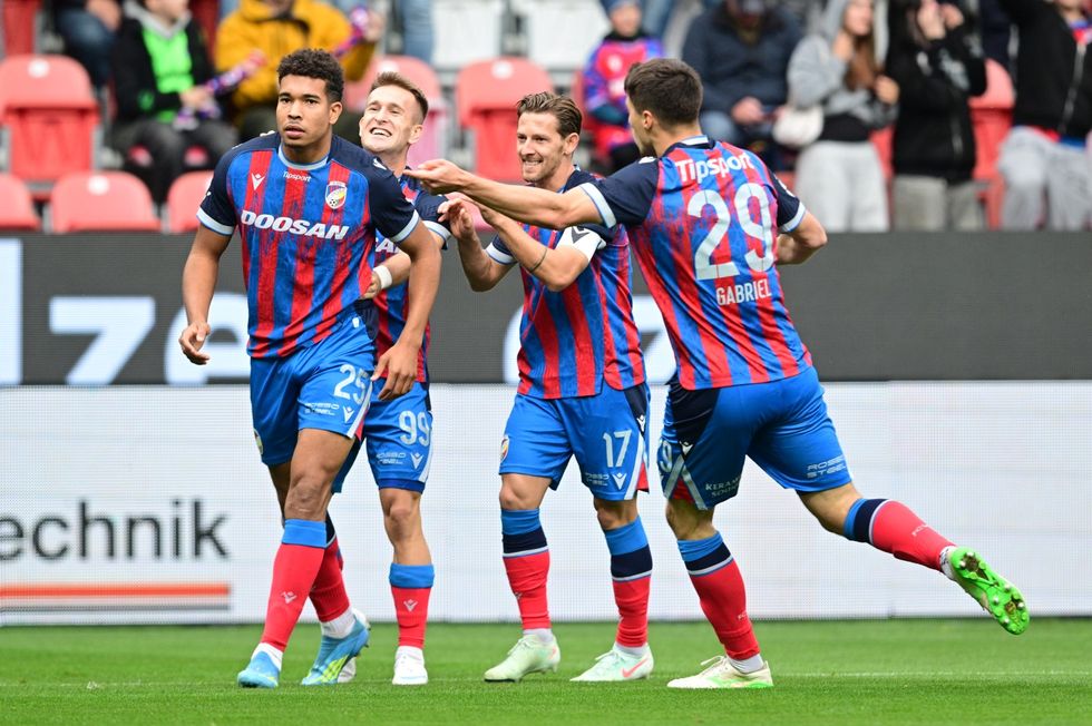 Liga očima fanoušků: Dvě pozitiva Sparty i konečně spokojené tribuny v Plzni Liga očima fanoušků: Dvě pozitiva Sparty i konečně spokojené tribuny v Plzni