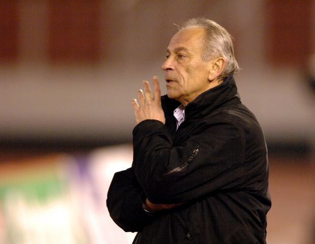 František Cipro převezme Slavii. František Cipro převezme Slavii.