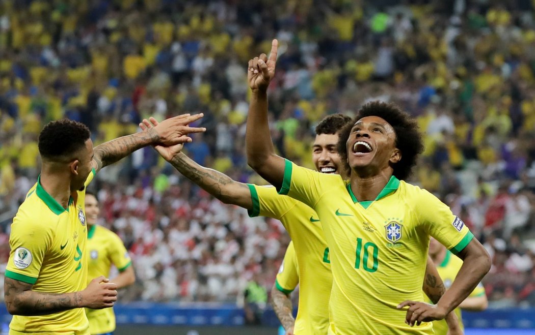 Fotbalisté Brazílie porazili na Copa América Peru 5:0 a z prvního místa ve skupině postoupili do čtvrtfinále