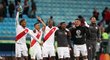 Fotbalisté Peru přehráli v semifinále mistrovství Jižní Ameriky obhájce titulu Chile (3:0) a čeká je finálový souboj s Brazílií.