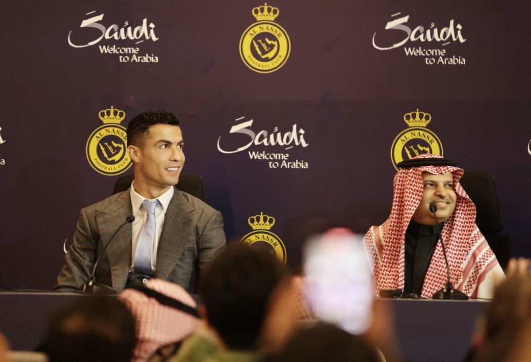 Ronaldo na tiskové konferenci