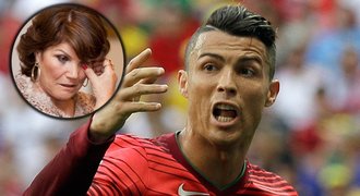 Zpověď Ronaldovy matky: Chtěla jsem ho zabít! Potrat jí zamítli, zkoušela to sama