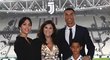 Cristiano Ronaldo se svým synem na stadionu Juventusu