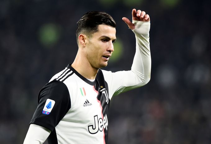 Hádky se Sarrim? Ronaldo přiznal zranění, hrál na „bramborovém poli“ Hádky se Sarrim? Ronaldo přiznal zranění, hrál na „bramborovém poli“