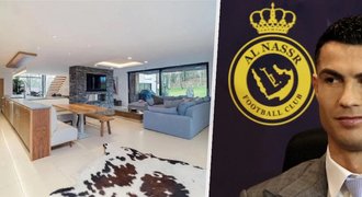 Ronaldo prodává luxusní vilu v Manchesteru! Součástí kino nebo bazén Ronaldo prodává luxusní vilu v Manchesteru! Součástí kino nebo bazén