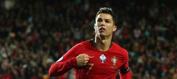 Hvězdný Portugalec dal za reprezentaci už 99 gólů, rekord je 109