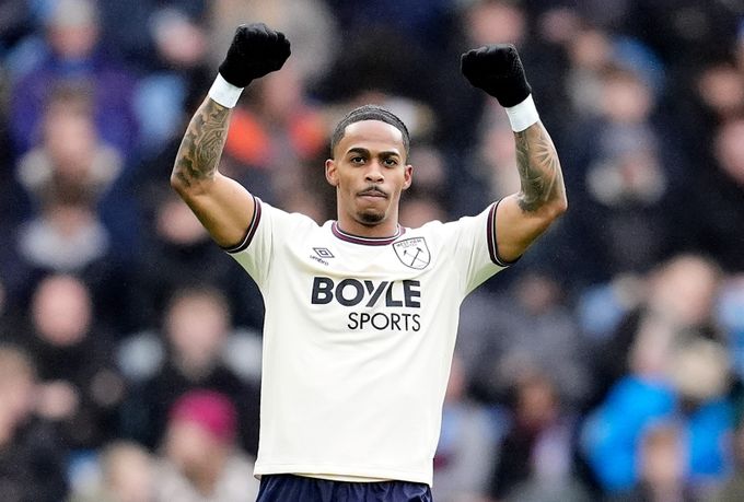 Wolves - Chelsea 1:3, Krejčí šel do hry v průběhu. West Ham se Součkem vyhrál Wolves - Chelsea 1:3, Krejčí šel do hry v průběhu. West Ham se Součkem vyhrál