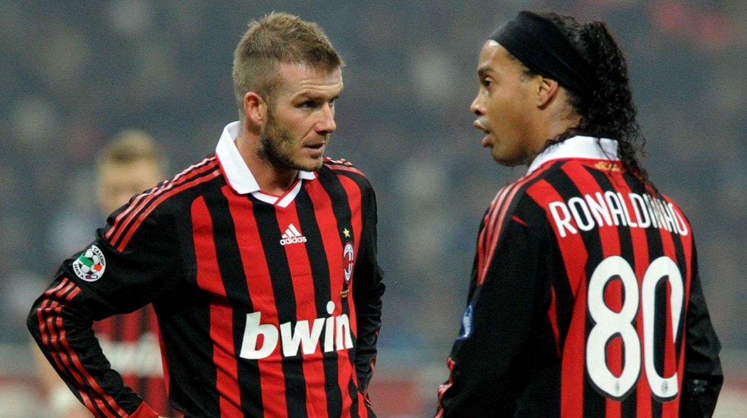 David Beckham dvakrát hostoval v AC Milán  v sezonách 2008/2009 a 2009/2010, v klubu se potkal i s Ronaldinhem