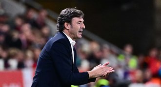 Reprezentanti v napětí. Prosáklo, kdy kouč Denia zveřejňuje základní sestavu Reprezentanti v napětí. Prosáklo, kdy kouč Denia zveřejňuje základní sestavu