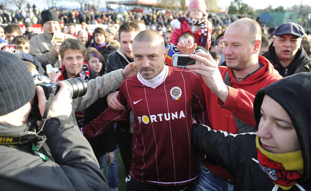 Řepka v zajetí příznivců Sparty