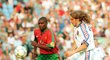 Karel Poborský vstřelil legendárním lobem vítěznou trefu ve čtvrtfinále EURO 1996 proti Portugalsku