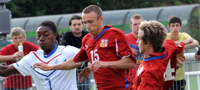 Fotbalová devatenáctka svůj poslední zápas pod koučem Hřebíkem prohrála