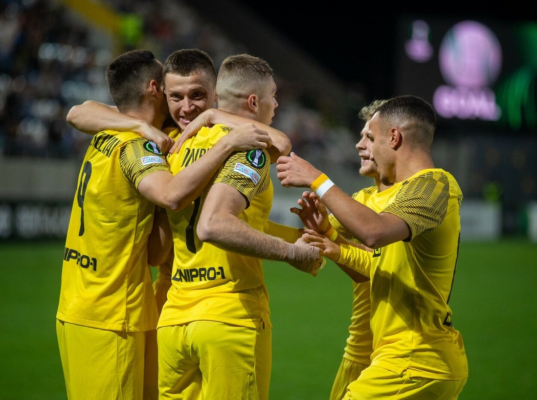 Slavia Ukraine GALERIE: Slavia už má jasněji: v EL buď známý rival, nebo soupeř z ...